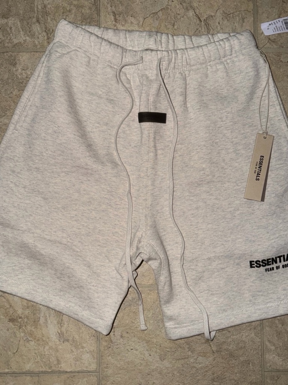 Fear of God Essentials Men Cream Gray Drawstring Fleece Shorts